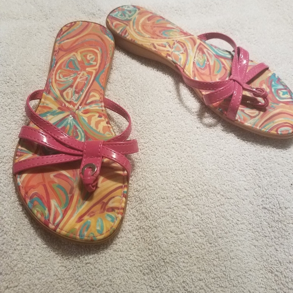Hot pink sandals - Picture 1 of 2